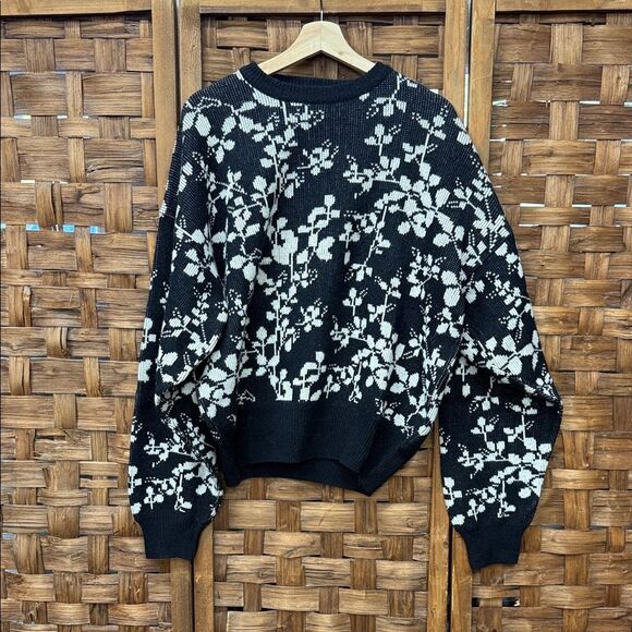 Vintage Le 31 Simons Monochrome Floral Crew Neck Sweater - Picture 1 of 2